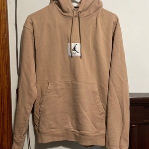 Jordan, Size Medium, Color Beige